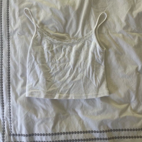 Brandy Melville lace tank top - Picture 2 of 3